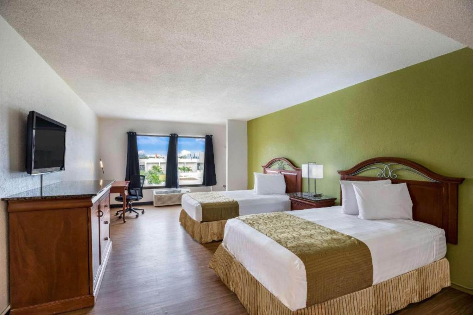 Oyo Hotel Orlando Airport Екстер'єр фото