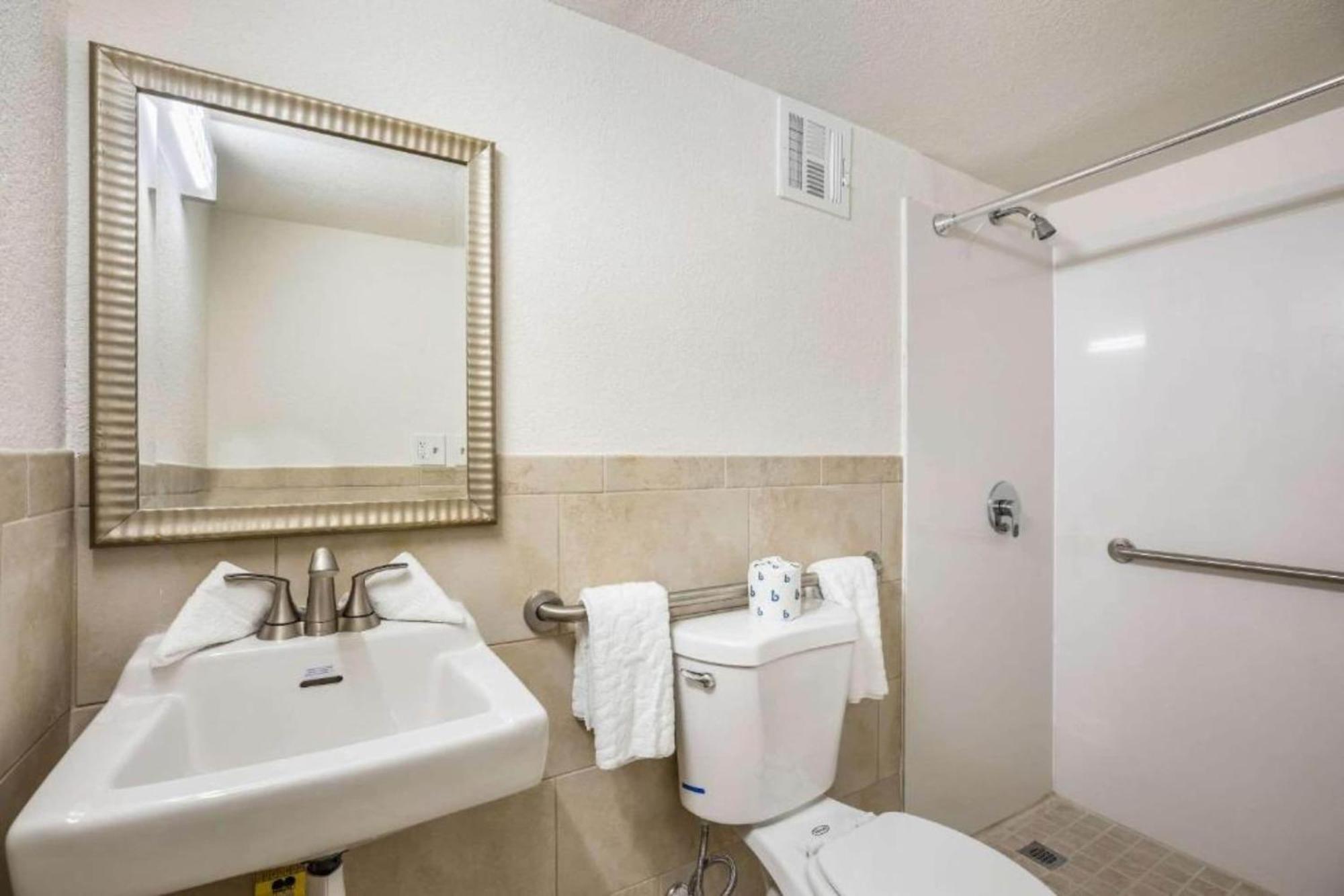 Oyo Hotel Orlando Airport Екстер'єр фото