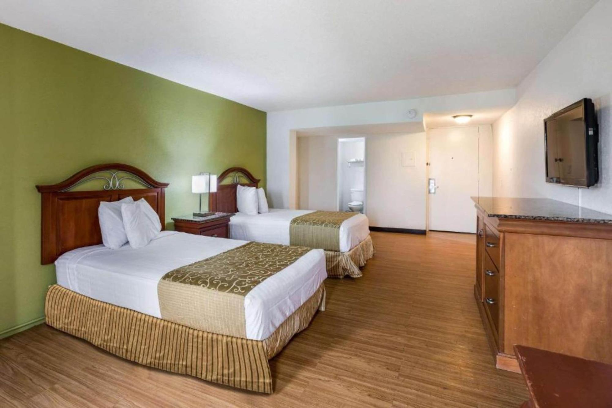 Oyo Hotel Orlando Airport Екстер'єр фото
